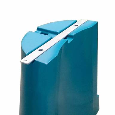 platine-anti-basculement-pot-de-fleurs-plastique-extravase-demi-Les-Serruriers-du-Paysage