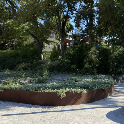 Costière arrondie corten activé