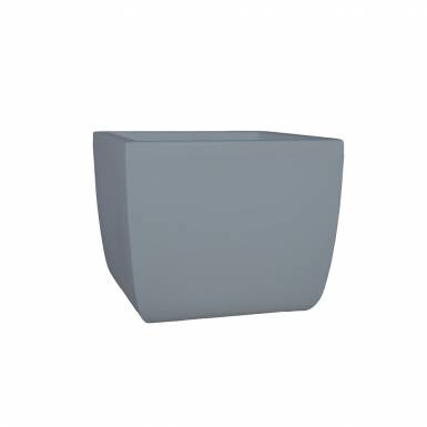 pot-de-fleurs-plastique-quadri-gris-fenetre-Les-Serruriers-du-Paysage